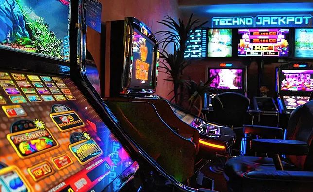 پاکستان میں All Slots کا آن لائن کیسینو سیکشن کھولیں۔